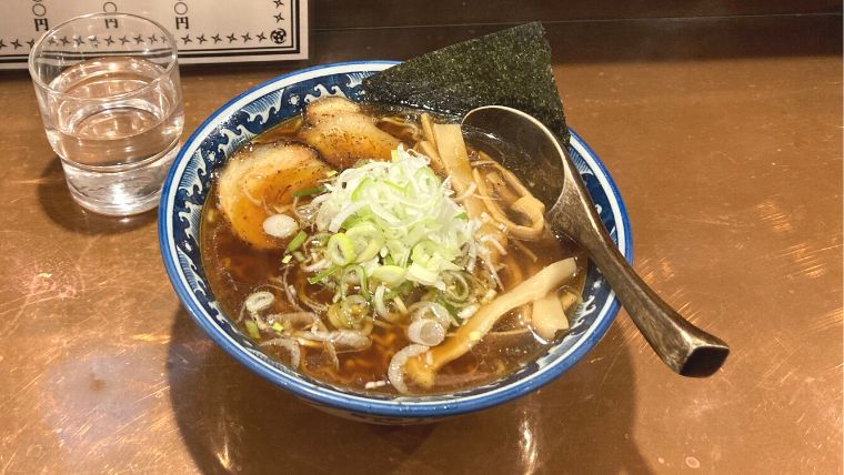 しらかわラーメン　並