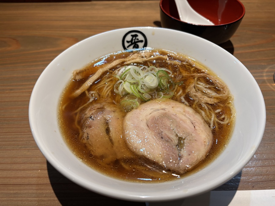 高山ラーメン晋
